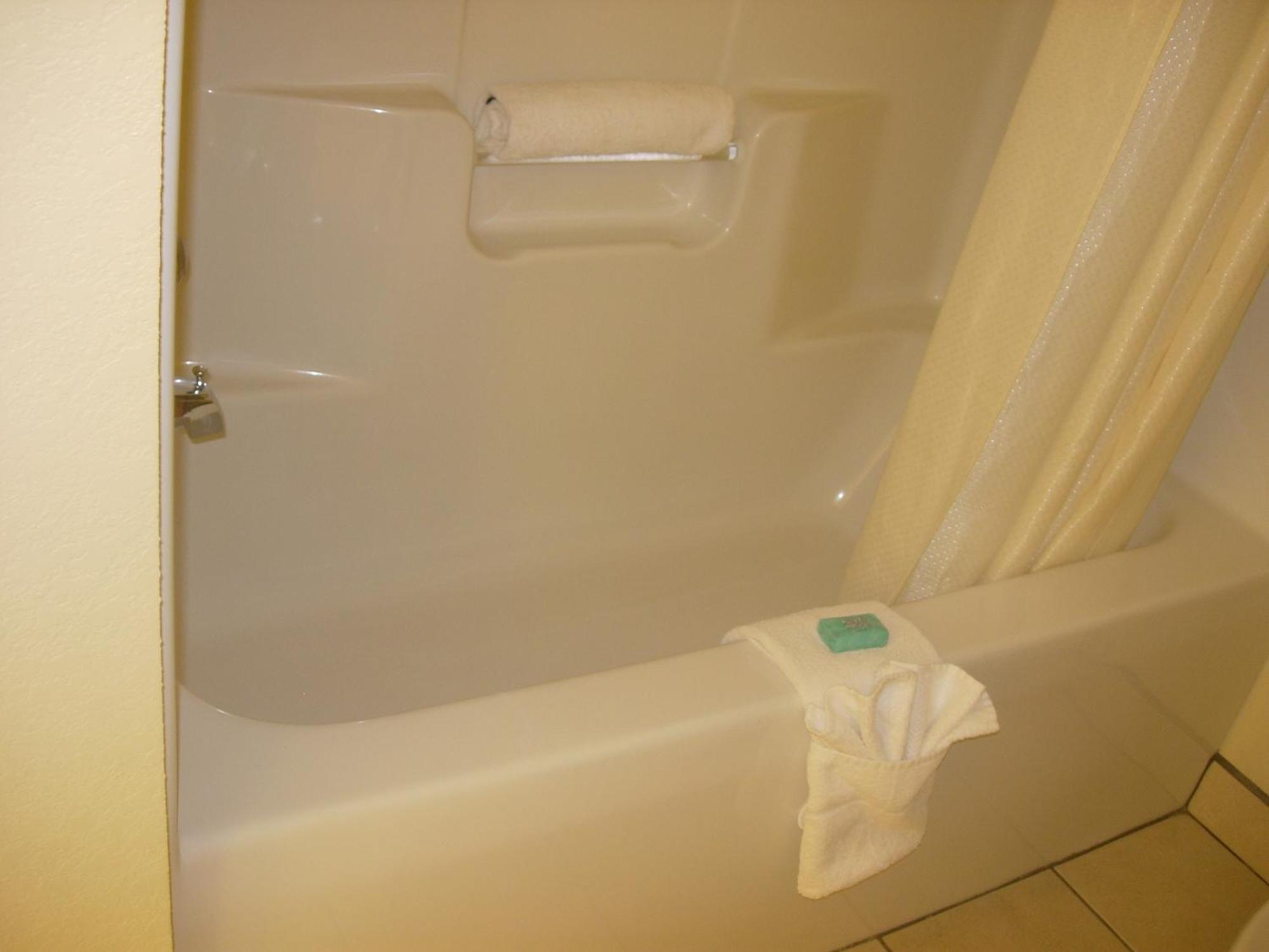 Western Inn & Suites Douglas Εξωτερικό φωτογραφία