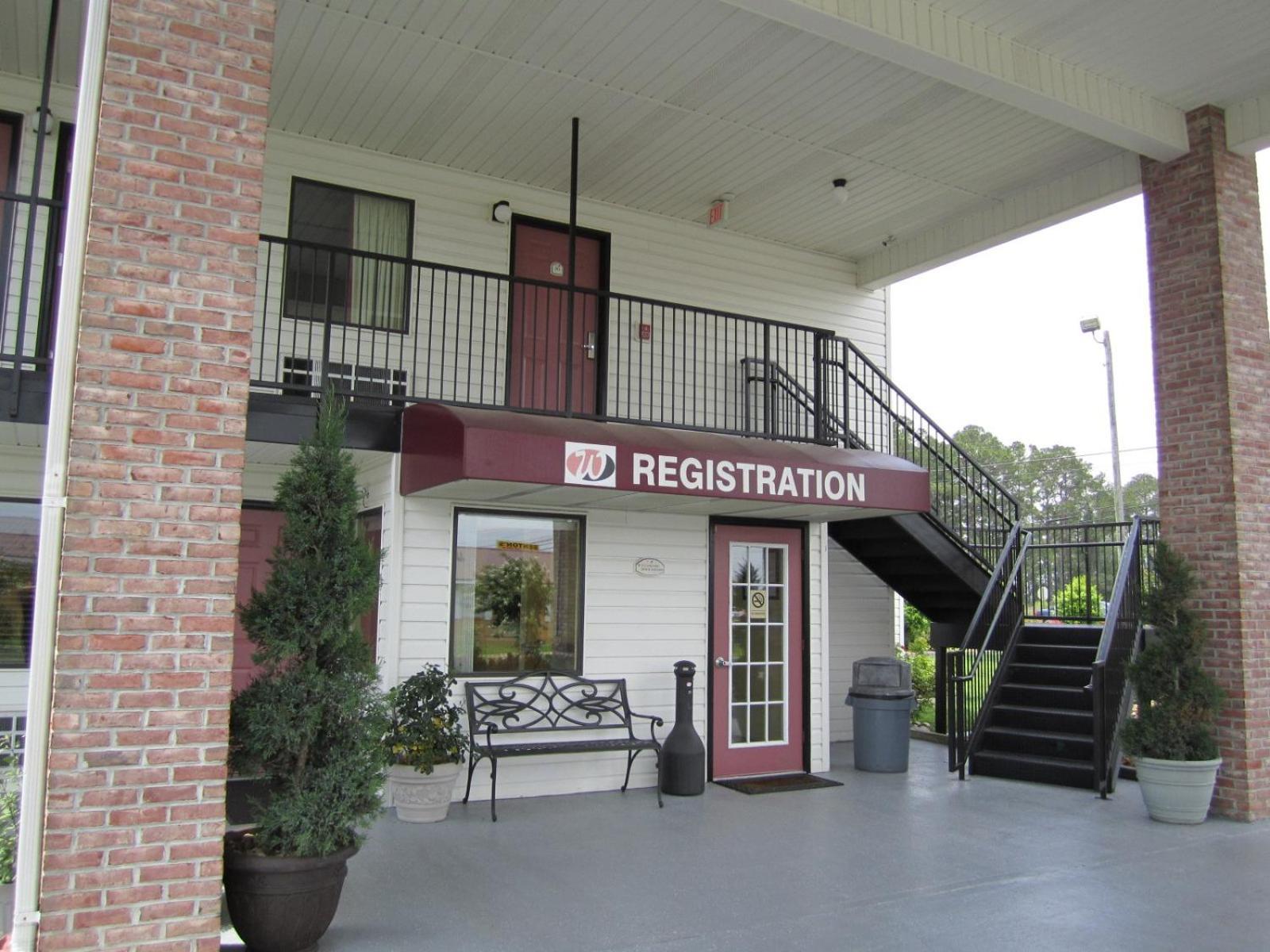 Western Inn & Suites Douglas Εξωτερικό φωτογραφία