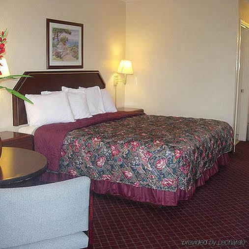 Western Inn & Suites Douglas Εξωτερικό φωτογραφία
